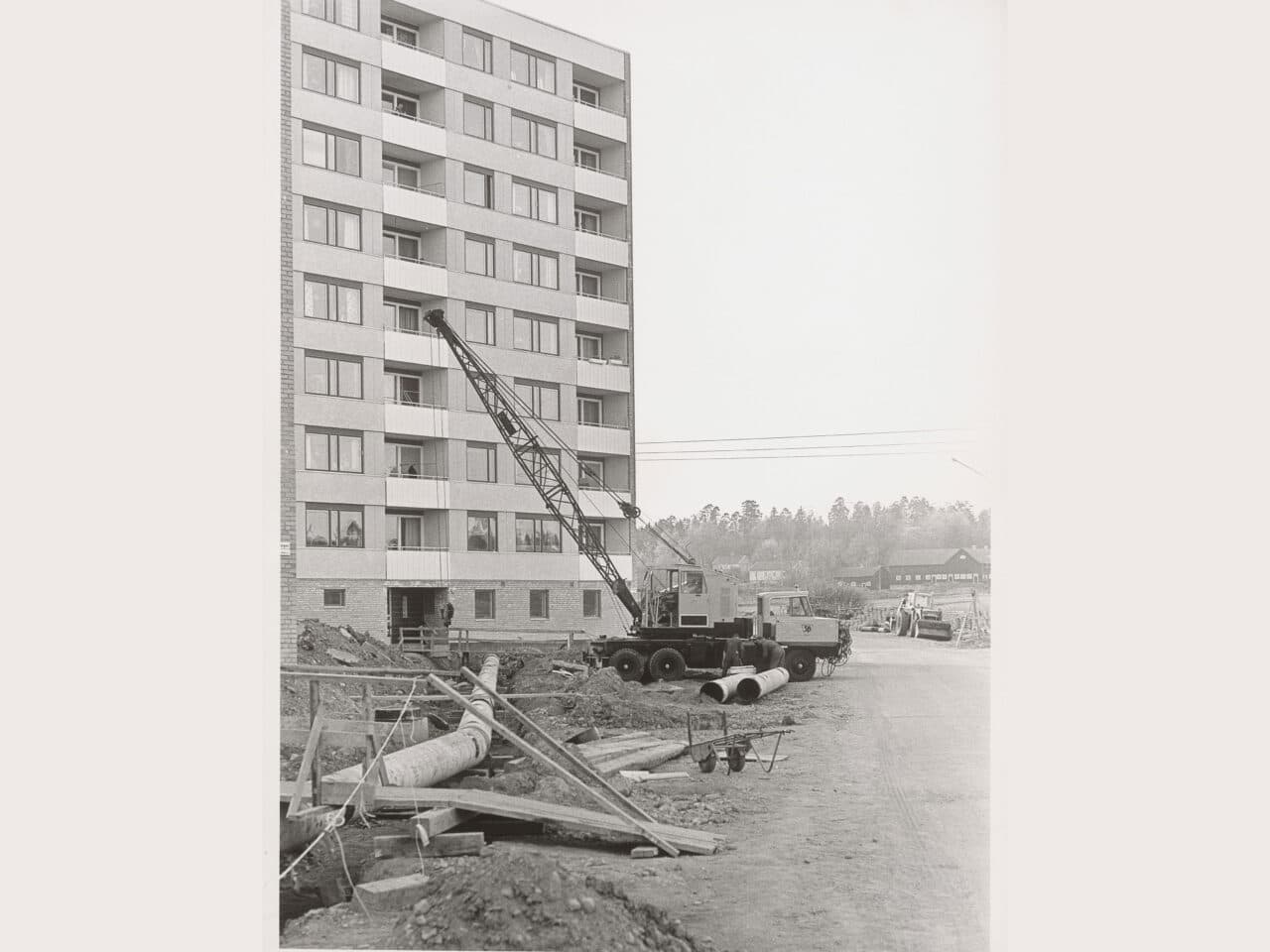 Excavation for pneumatic waste pipes in Sundbyberg/Hallonbergen during 1966–1967